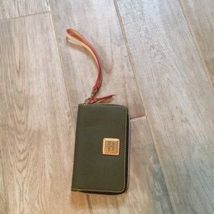 Dooney & Bourke Olive green wristlet